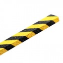 Противоскользящий профиль для краев ступеней, 70х1000х30х3,8 мм, размер абразива 46 Grit, желто-черный цвет
